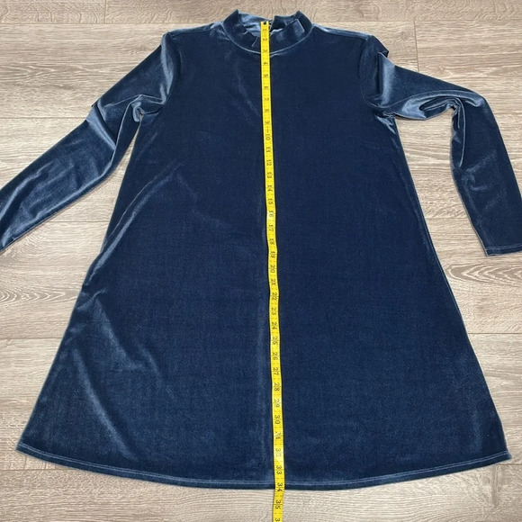 Forever 21 Velvet Dress Bundle of Long Sleeve Sleeveless and Spaghetti Strap L - Picture 4 of 16